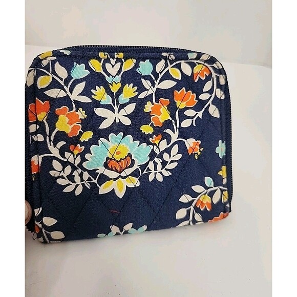 Vera Bradley Retired Pattern Chandelier Floral Navy Blue Wallet - Picture 2 of 8